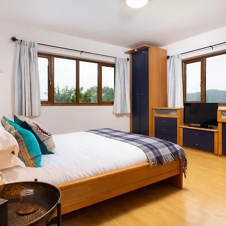 View From Within, Bowness - Dog Friendly With Hot Tub Windermere