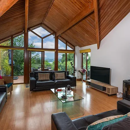 度假居 View From Within, Bowness - Dog Friendly With Hot Tub 温德米尔